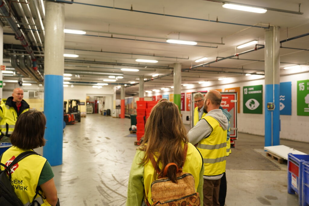 Samlet politikerne på gjenvinningsstasjonen 12